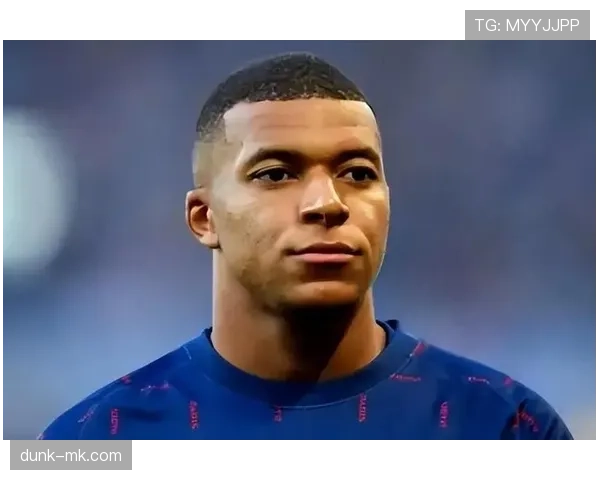 姆巴佩2017年闪耀摩纳哥：新星崛起彰显非凡实力与巨星潜质