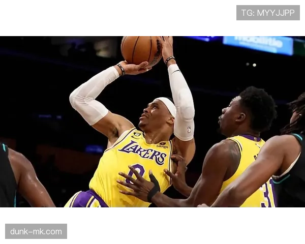 威斯布鲁克改变打法：减少强突提升转换效率