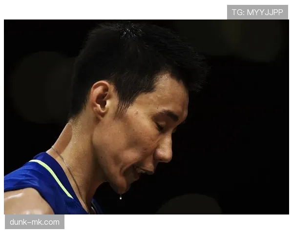 刷到李宗伟家照，厨房刀具比我一个月工资还贵